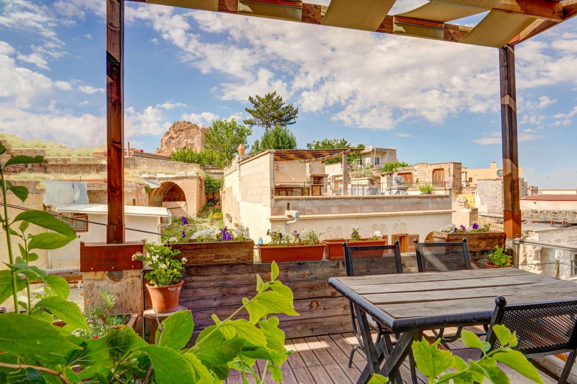 Vasil Cave Hotel Uchisar Εξωτερικό φωτογραφία
