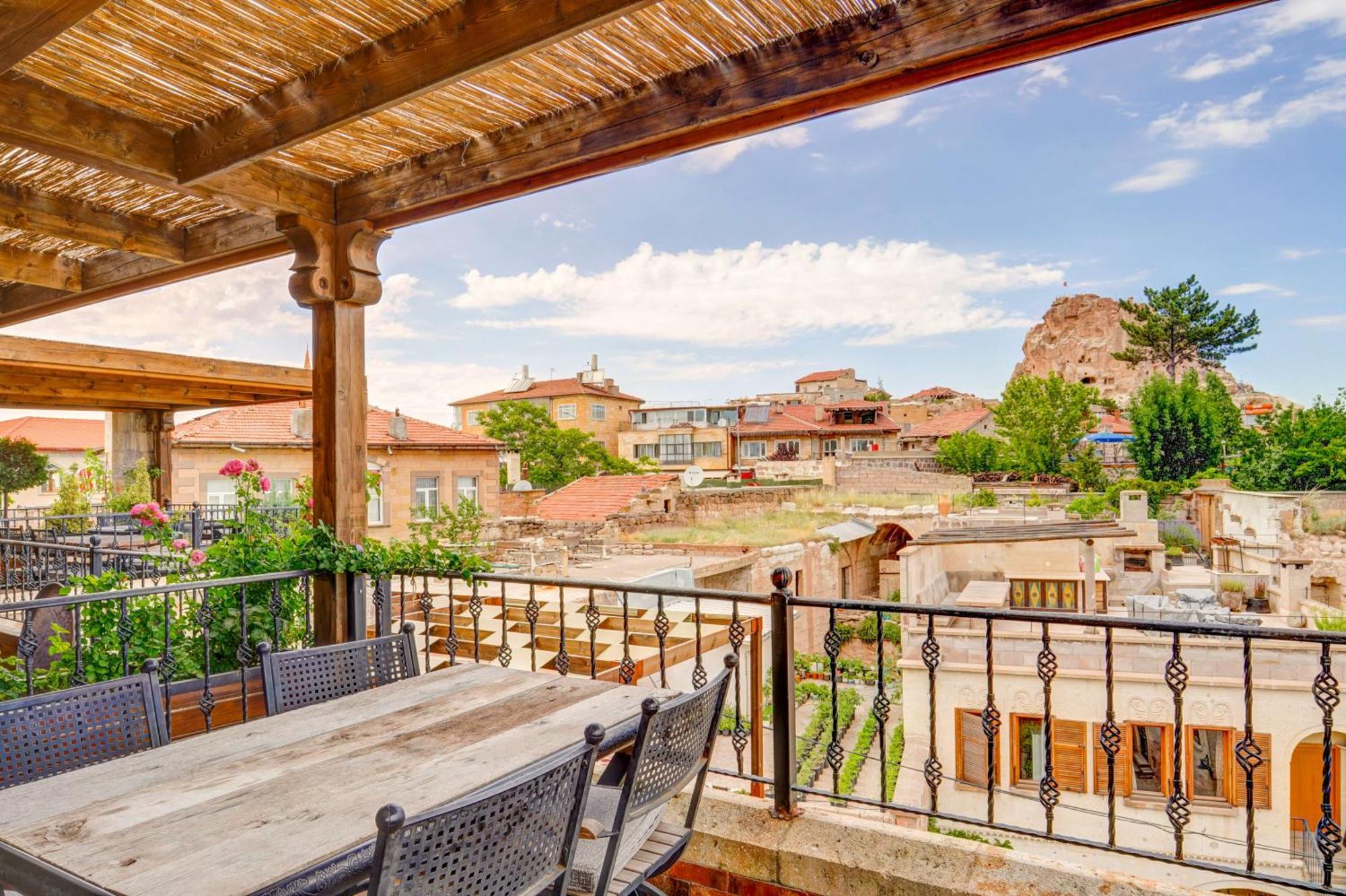 Vasil Cave Hotel Uchisar Εξωτερικό φωτογραφία